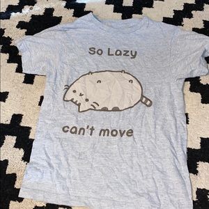 Kitty t shirt xs